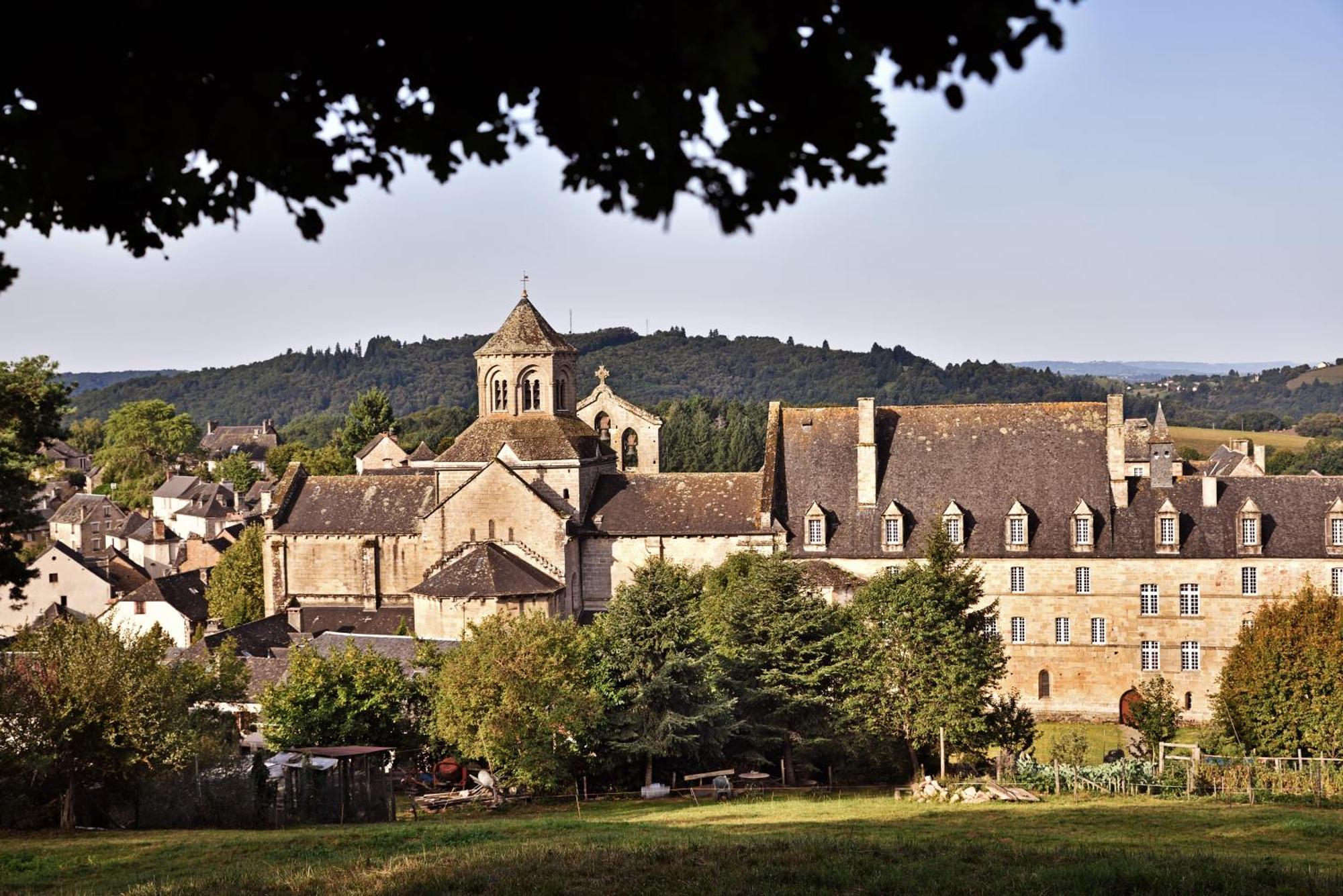 Maison D'Hotes Les Jardins Saint Eloi Le Lonzac Kültér fotó