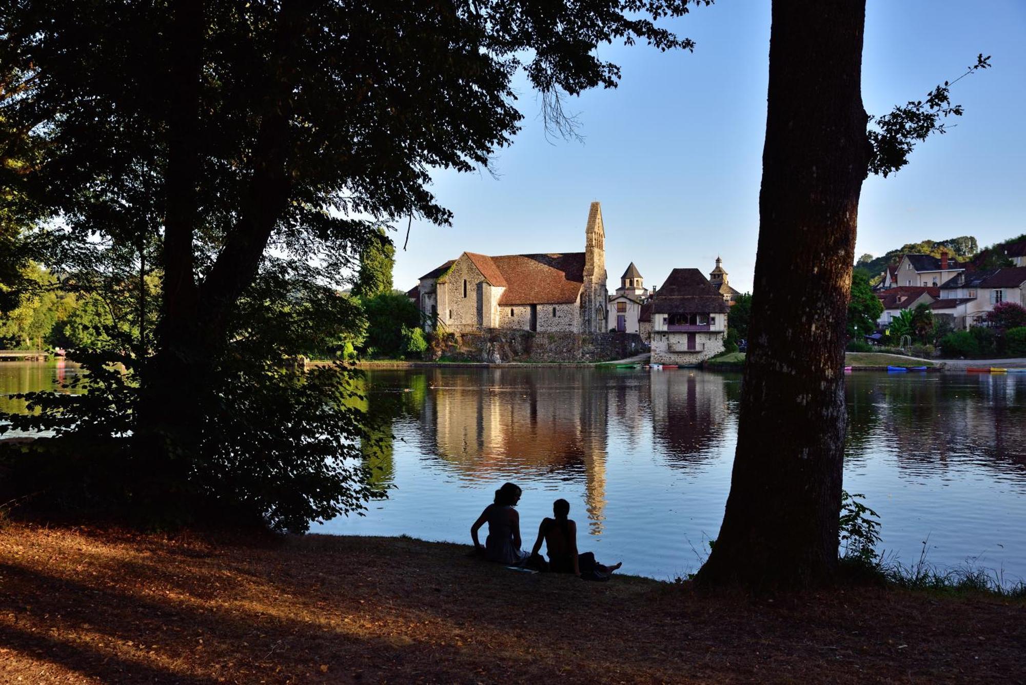 Maison D'Hotes Les Jardins Saint Eloi Le Lonzac Kültér fotó